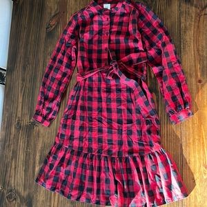 Gap maternity xs red and black Buffalo checkered dress. Brand new. Never worn.